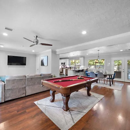 Htown Home Nr Med Center, Nrg Games Yard Bbq